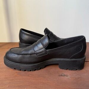 Vagabond Chunky Leather Platform Penny Loafers – Size 8.5 (39) – black